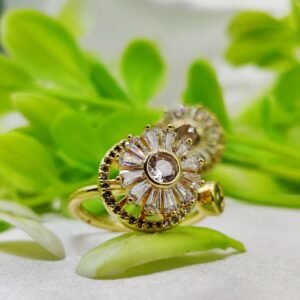 1 Piece Elegant Moveable Radiance Sunflower Ring ? Timeless Sparkle ?? | Luxurious Design Ring | Adjustable Ring | Ring For Girls & Women ??